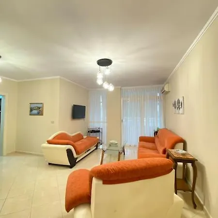 2-bedroom In Apartment *