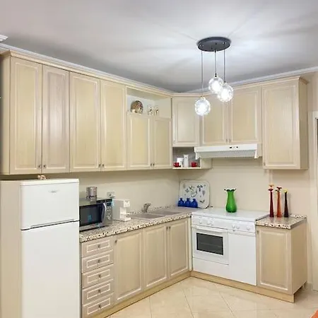 2-bedroom In Apartment